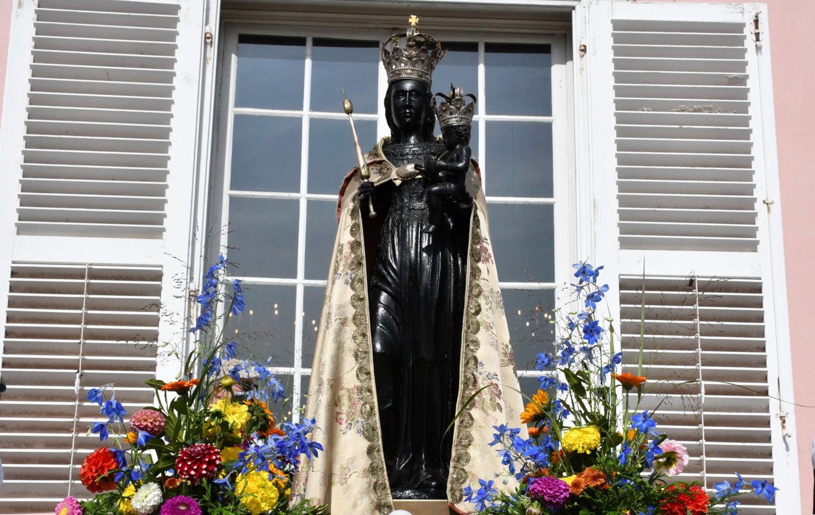Schwarze Muttergottes
